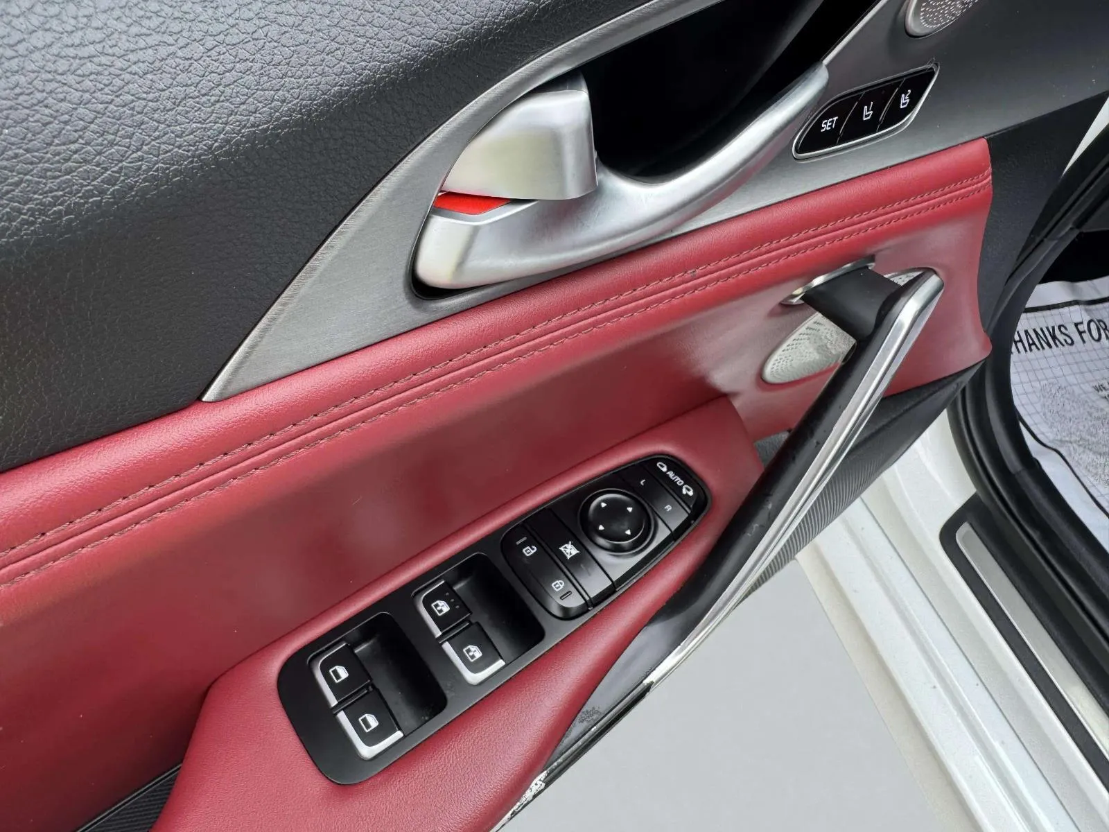 Kia Stinger photo 11
