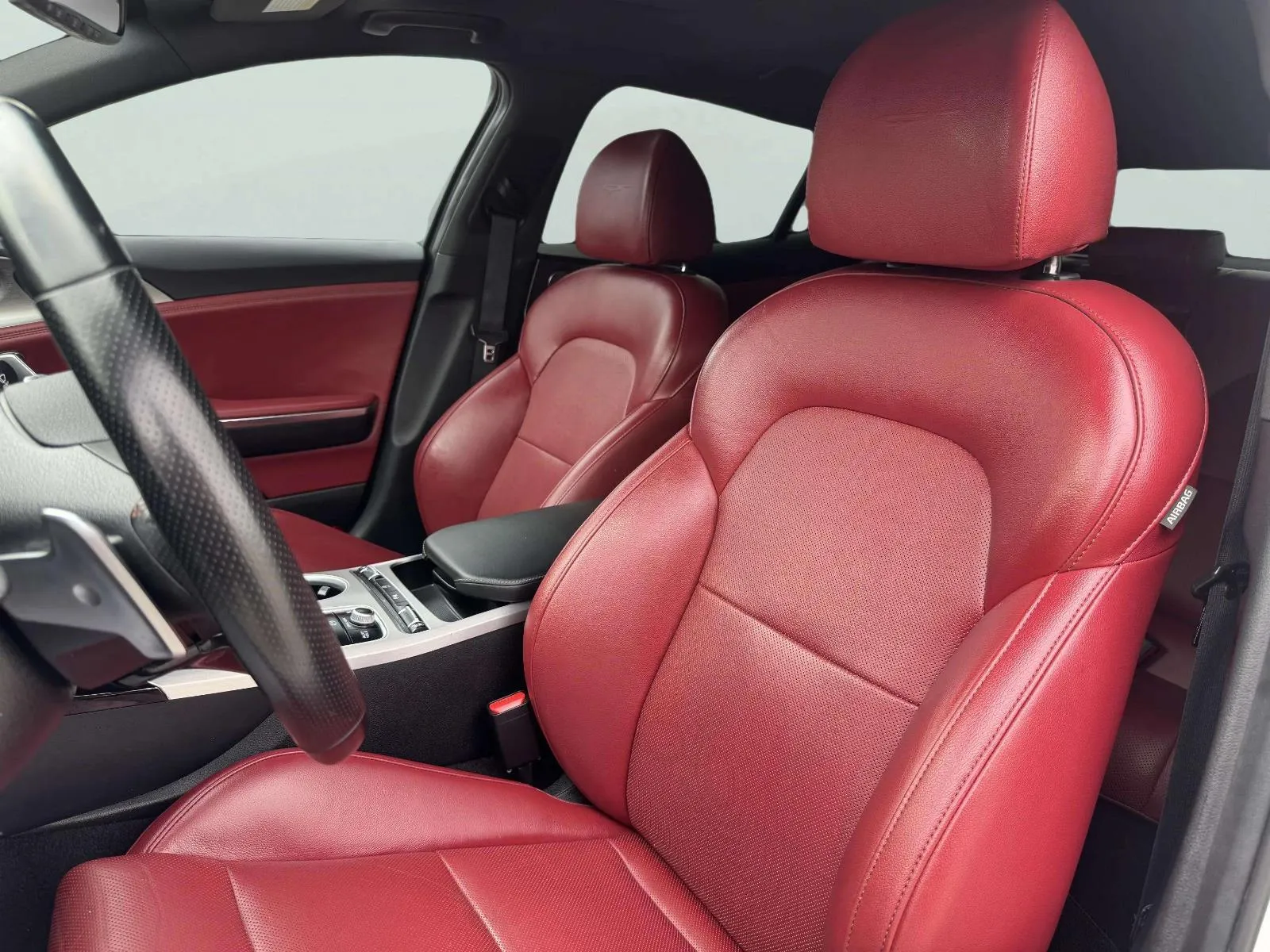Kia Stinger photo 12