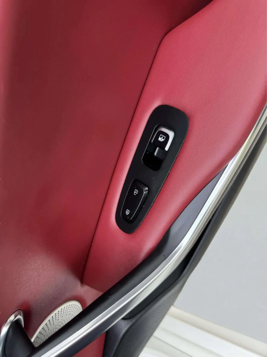 Kia Stinger photo 41