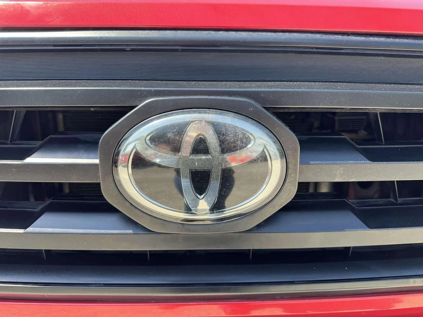 Toyota Tacoma photo 12