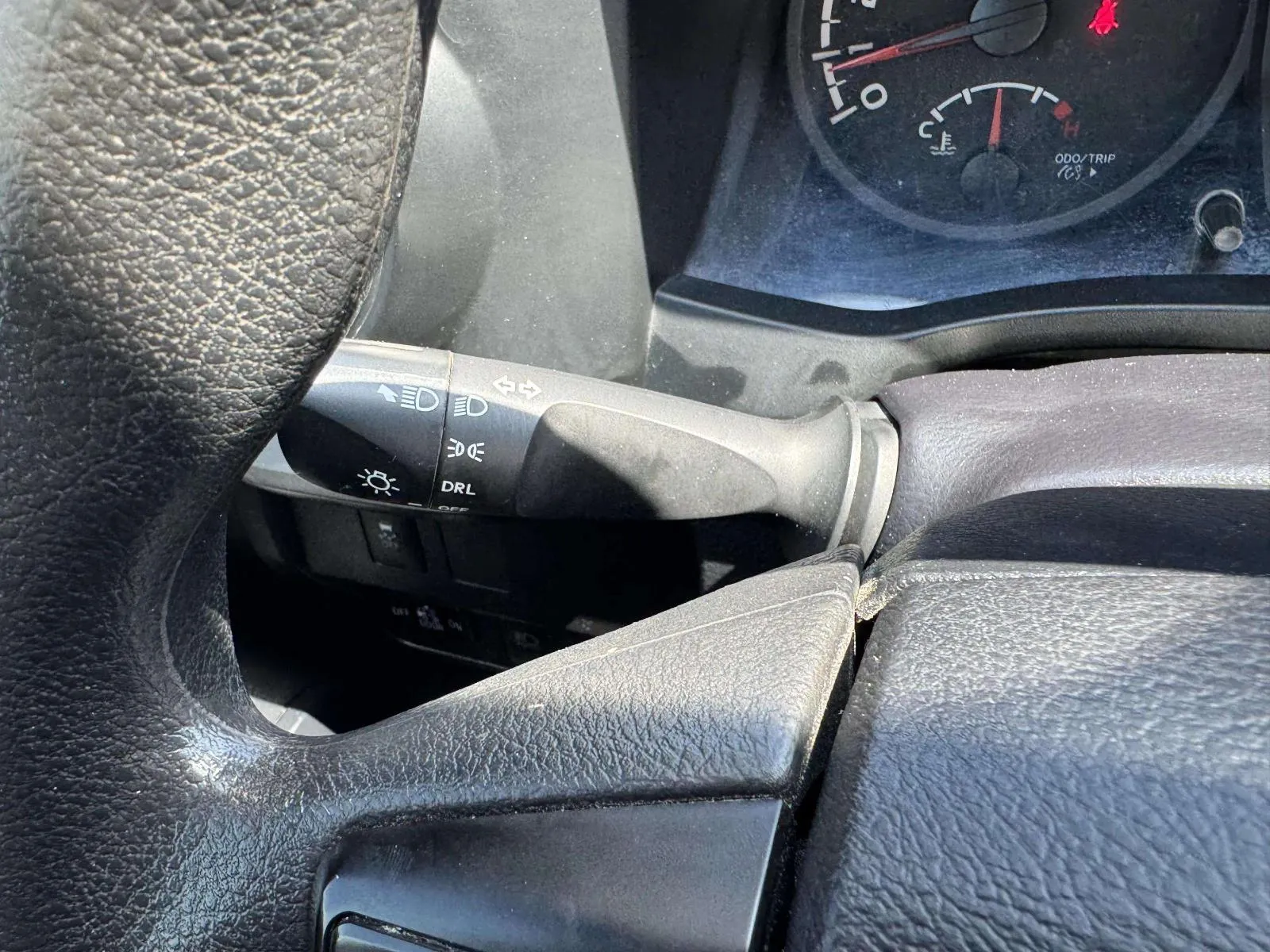 Toyota Tacoma photo 25