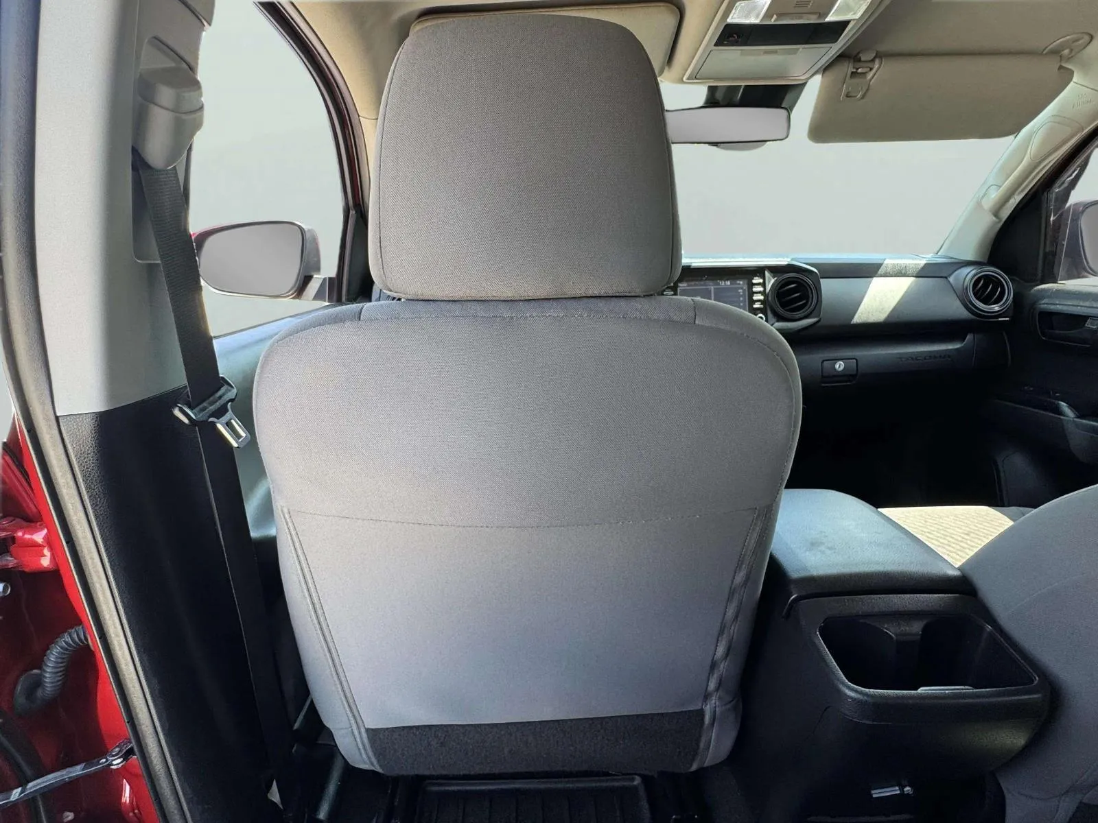 Toyota Tacoma photo 42