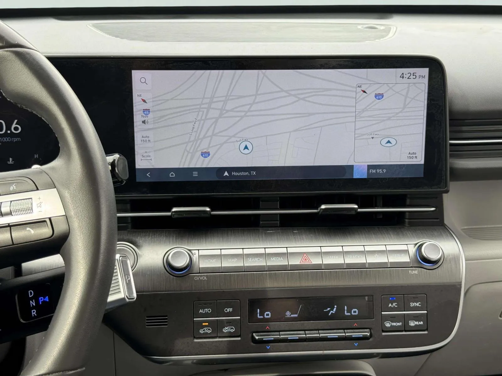 Hyundai Kona photo 36