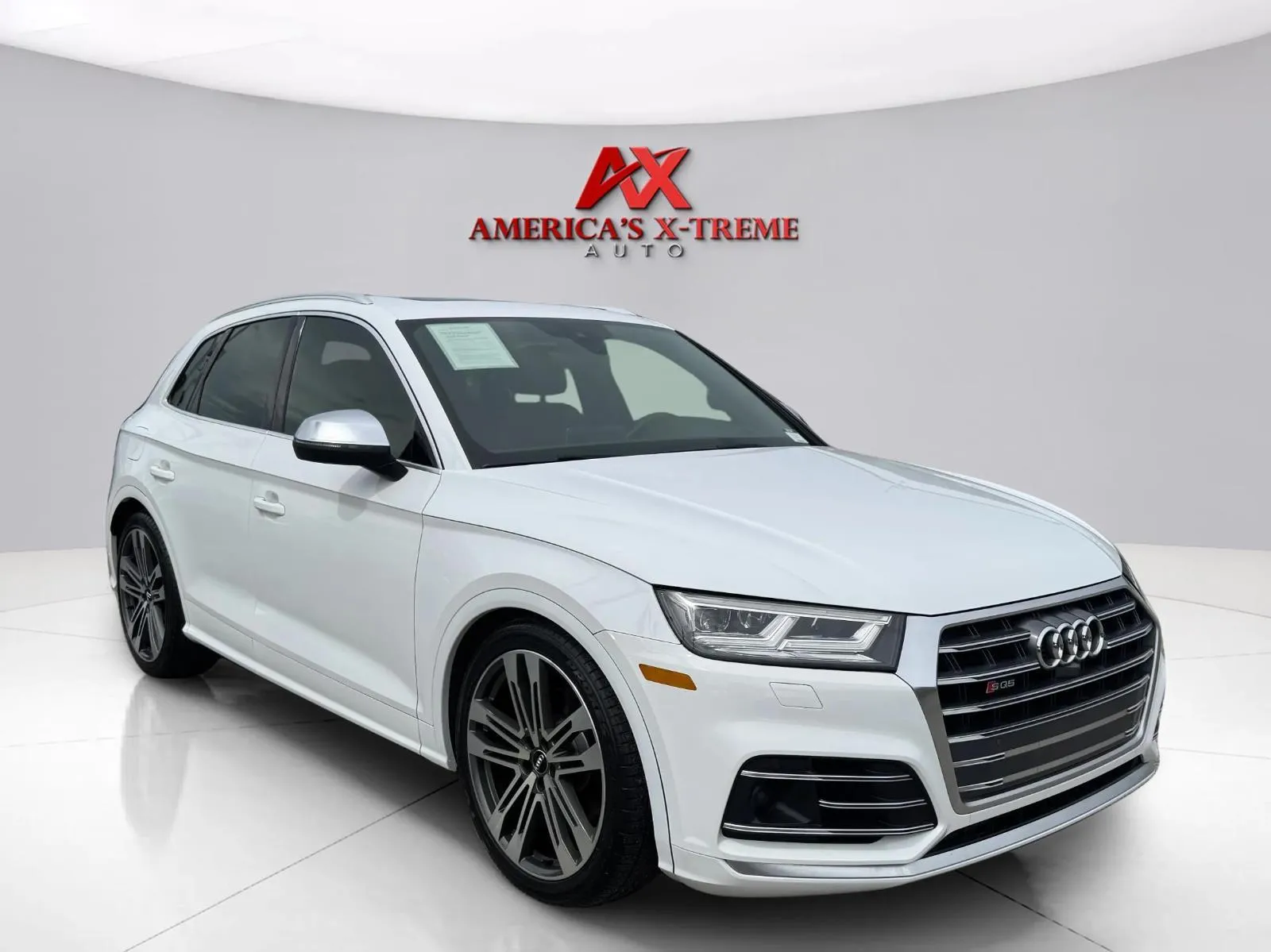 Audi SQ5 photo 7