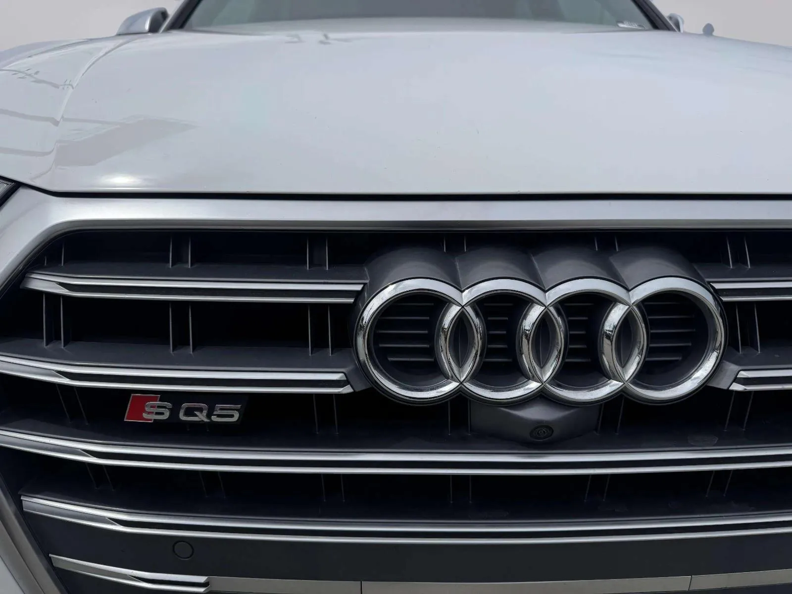 Audi SQ5 photo 11