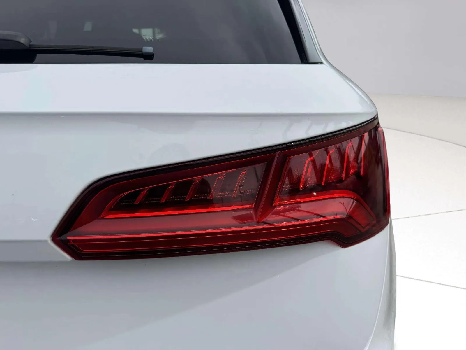 Audi SQ5 photo 17