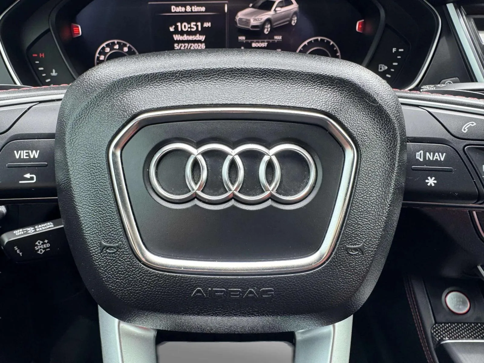 Audi SQ5 photo 29
