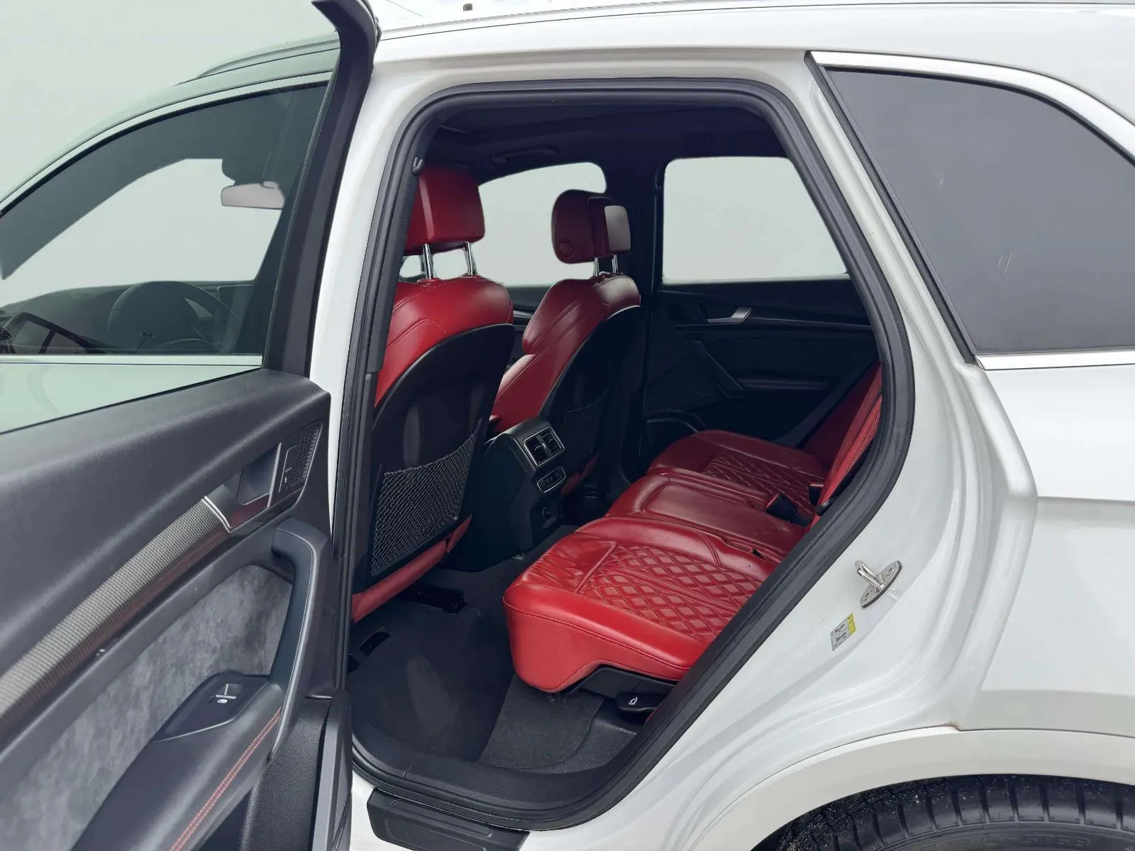 Audi SQ5 photo 36