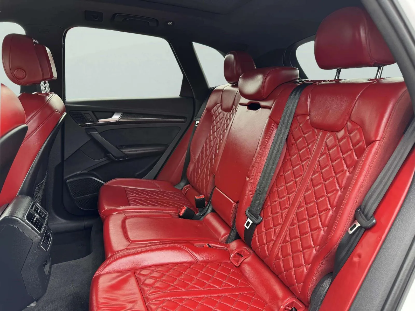Audi SQ5 photo 38
