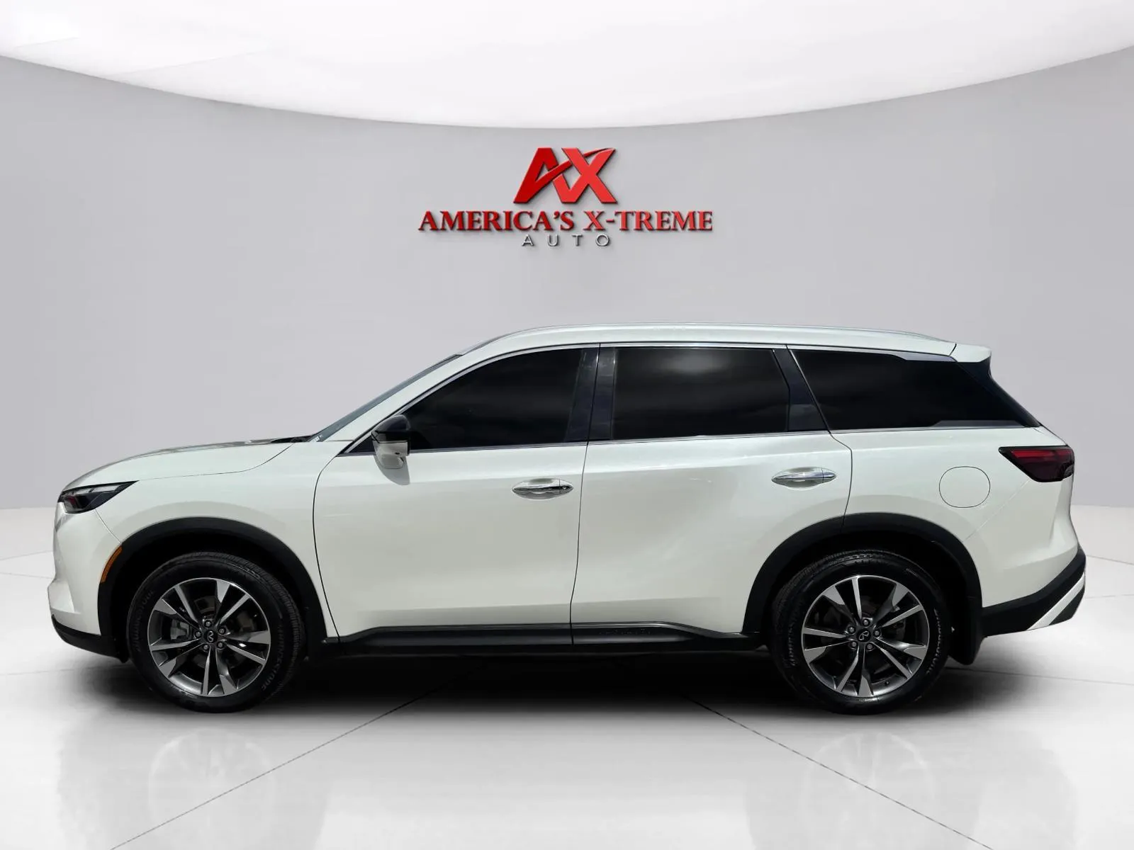 Photos of 2022 INFINITI QX60 LUXE for sale in Houston, TX at America's Xtreme Auto Sales & Auto Repair | Luxury Used Cars & Trucks Dealership