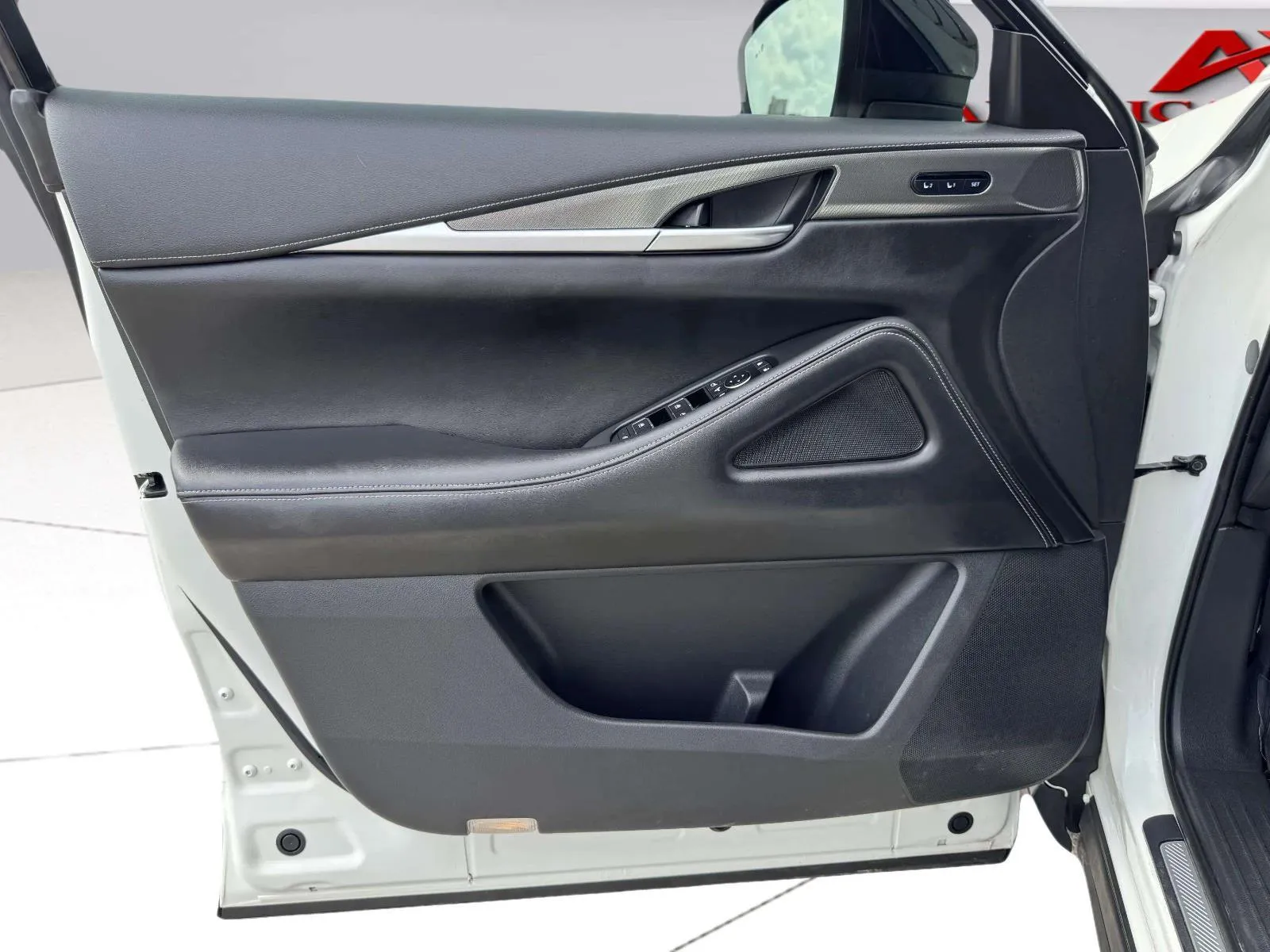 Infiniti QX60 photo 19
