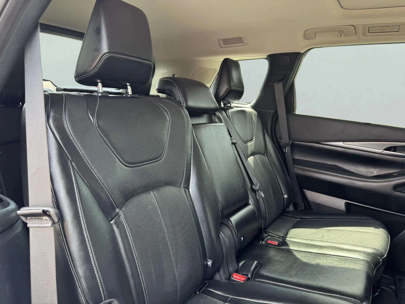 Infiniti QX60 photo 45