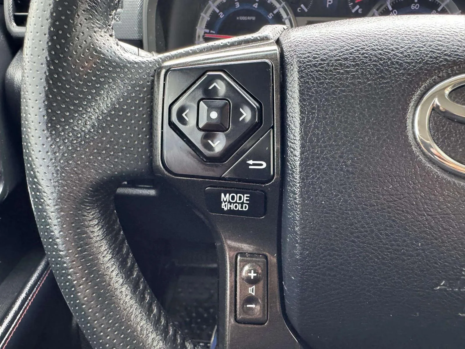 Toyota 4Runner photo 28