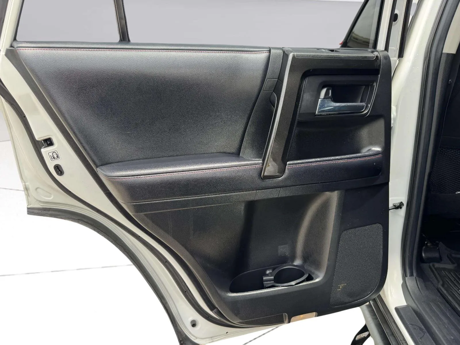 Toyota 4Runner photo 38
