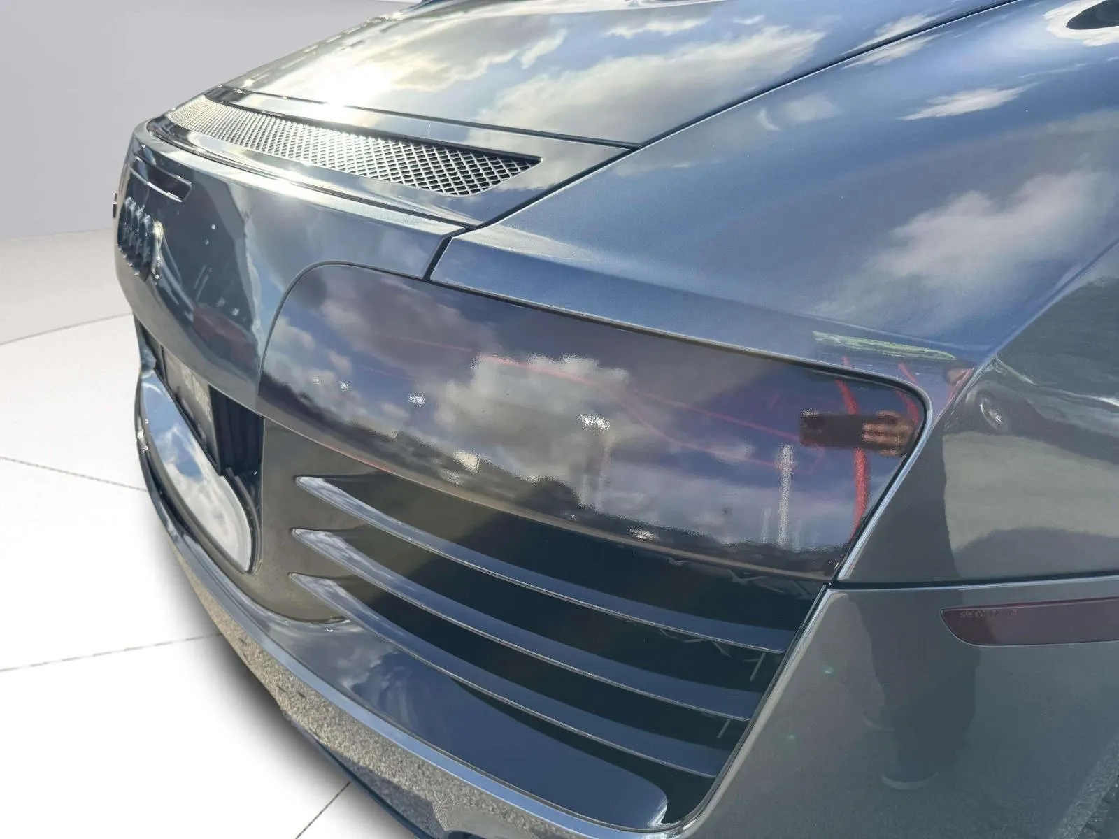 Audi R8 photo 18
