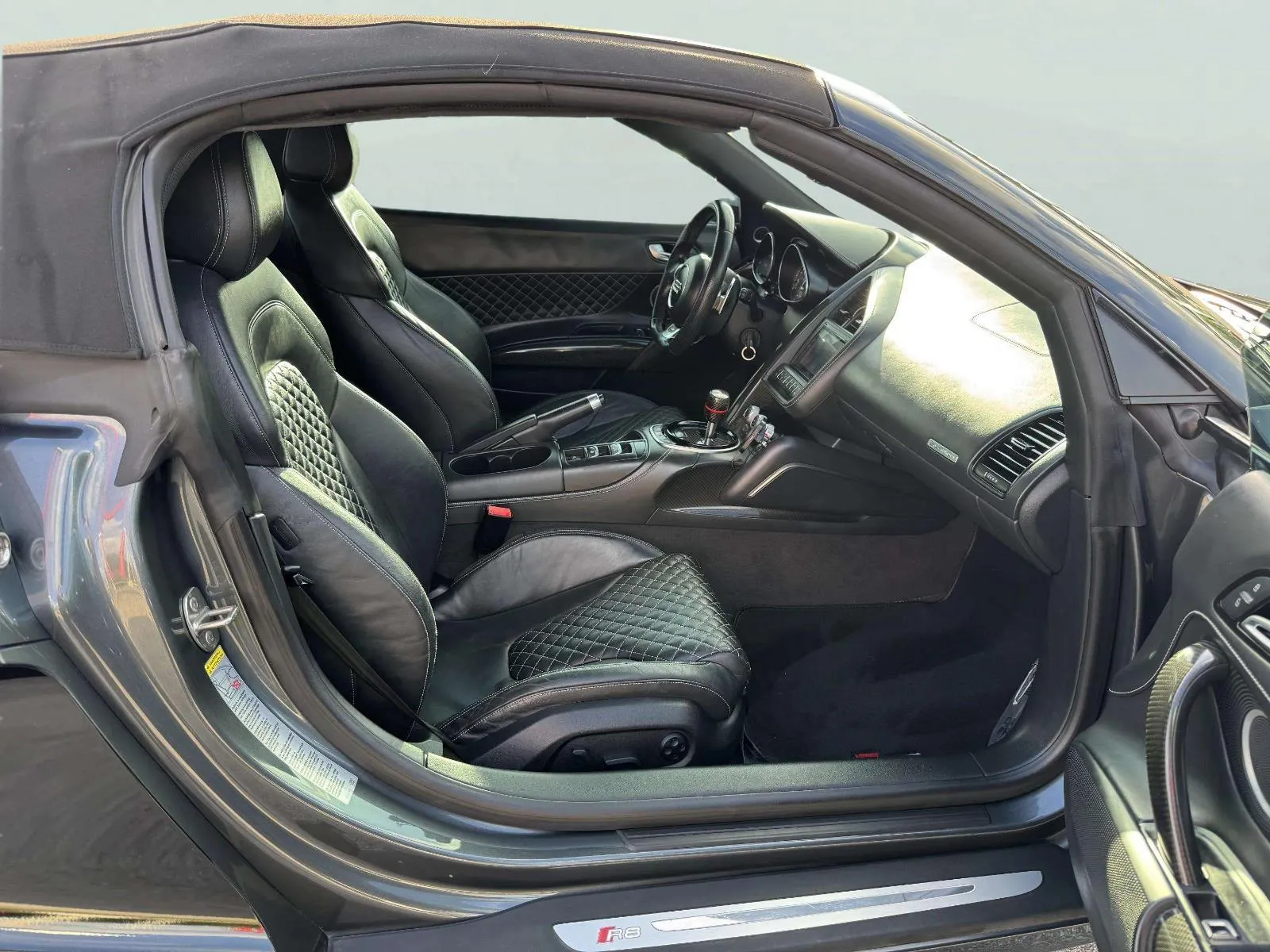 Audi R8 photo 37