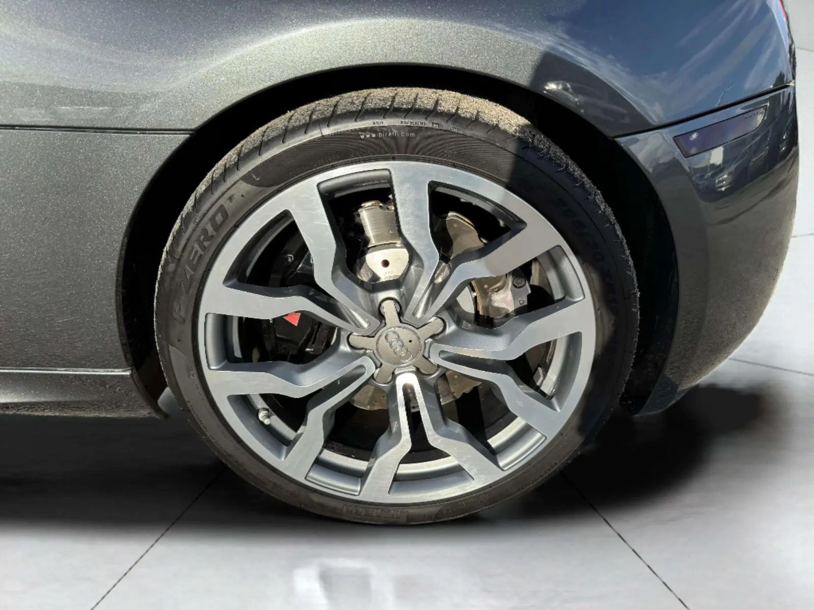 Audi R8 photo 49