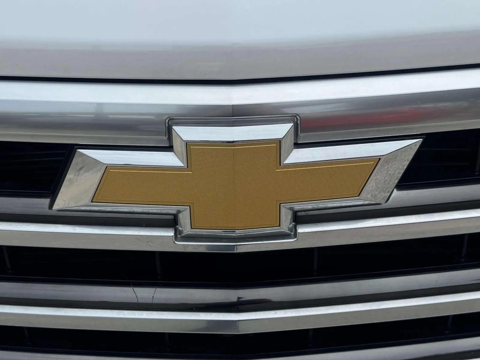 Chevrolet Silverado photo 13