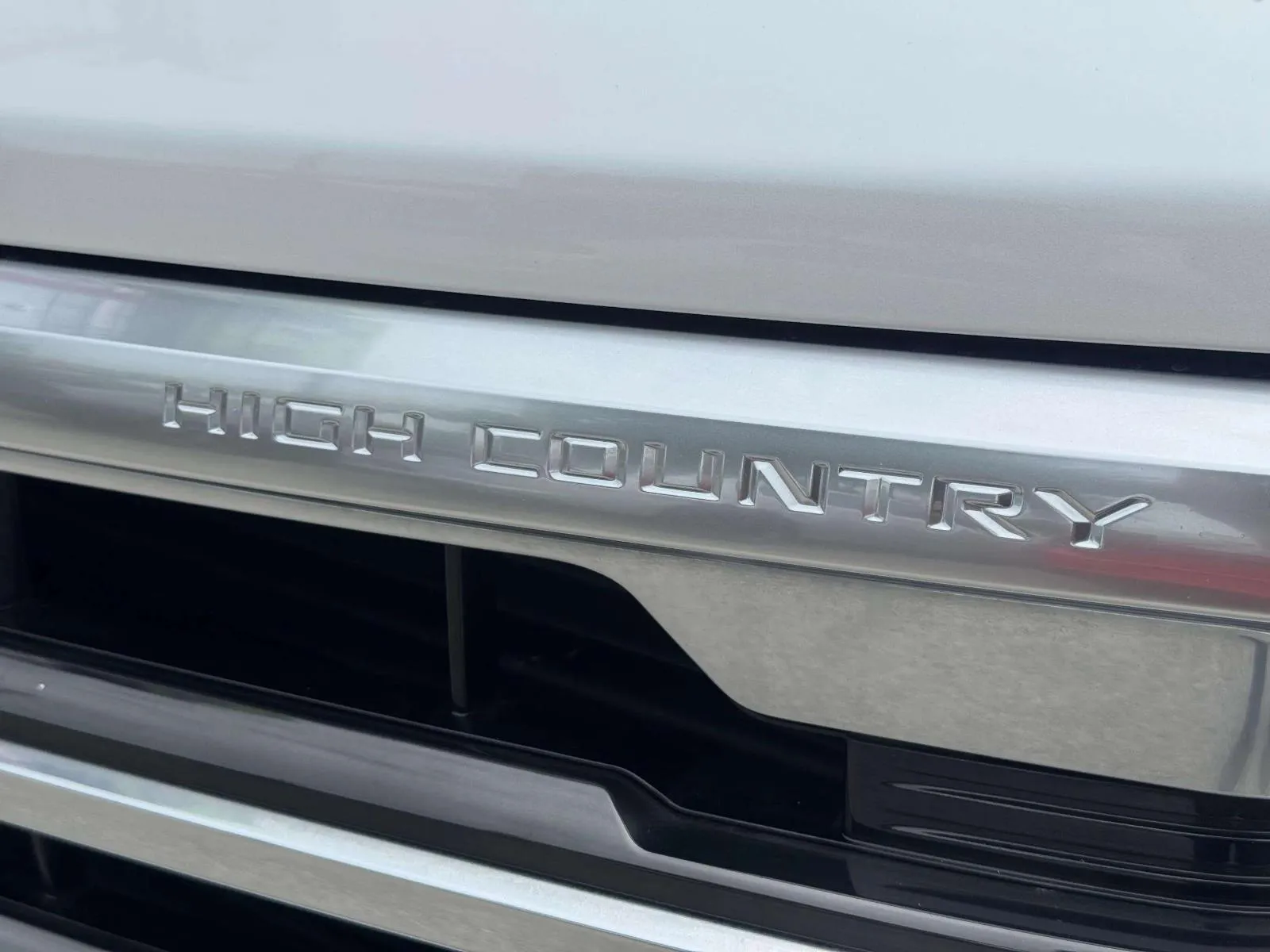 Chevrolet Silverado photo 14