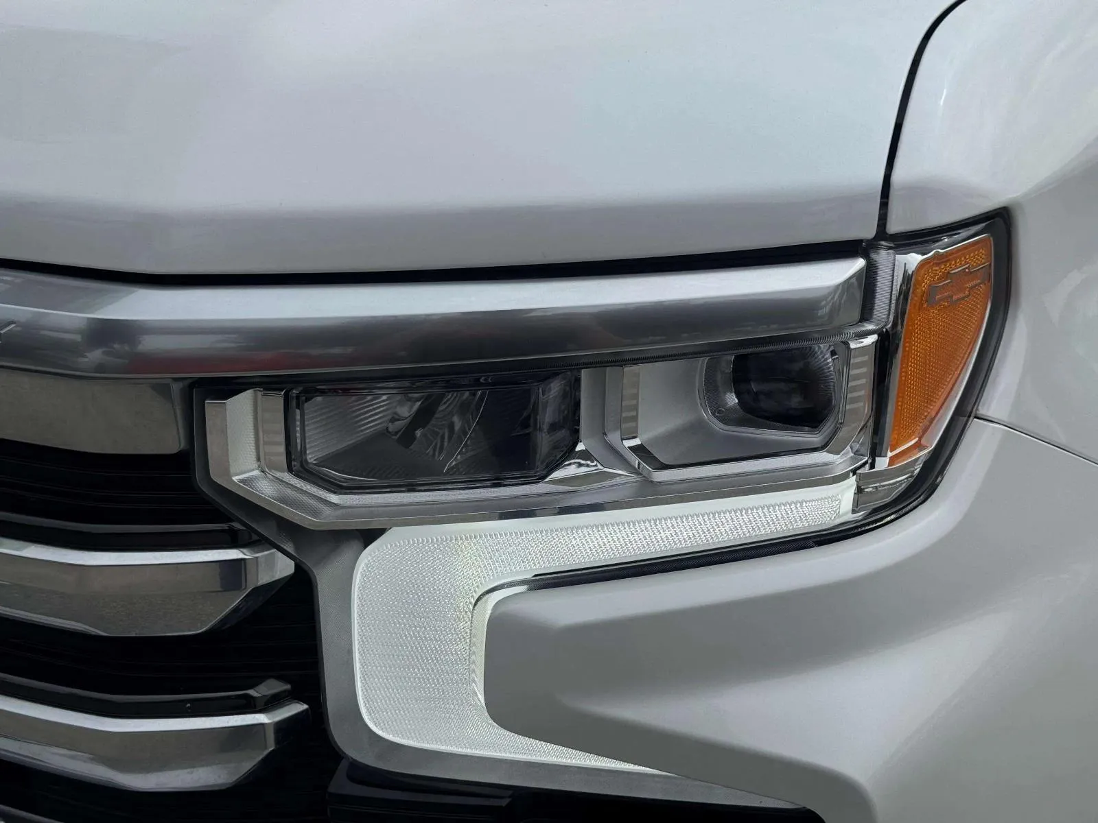 Chevrolet Silverado photo 15
