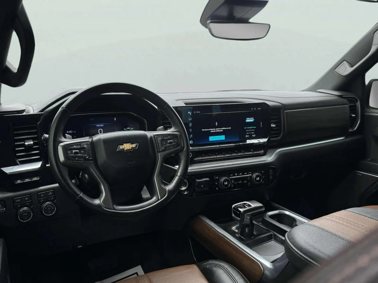 Chevrolet Silverado photo 27