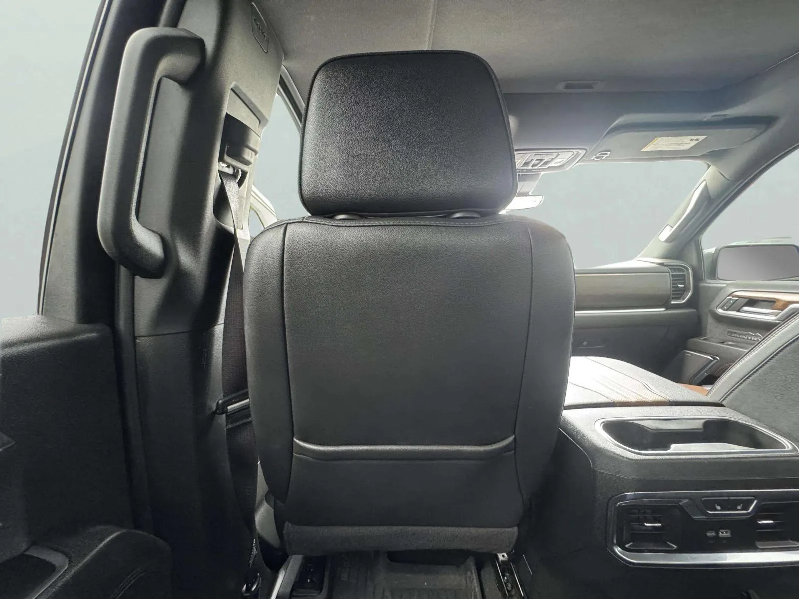 Chevrolet Silverado photo 47