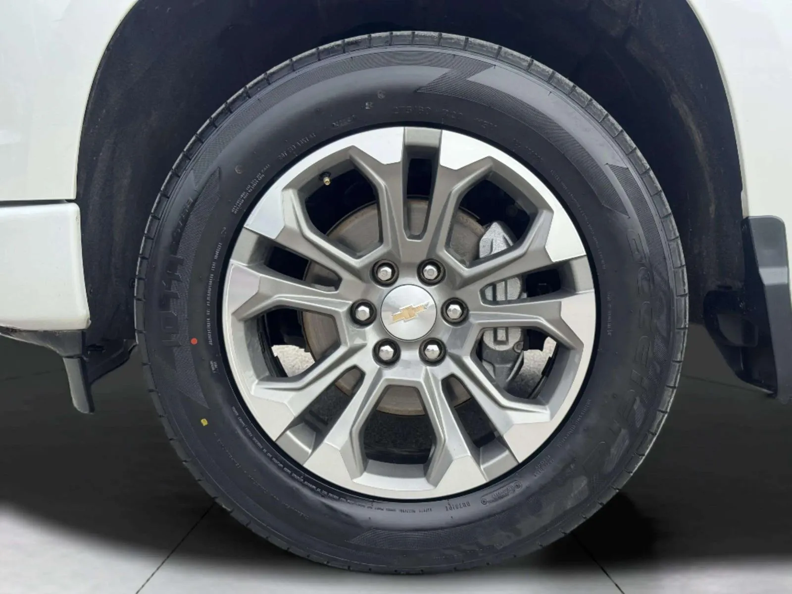 Chevrolet Silverado photo 78