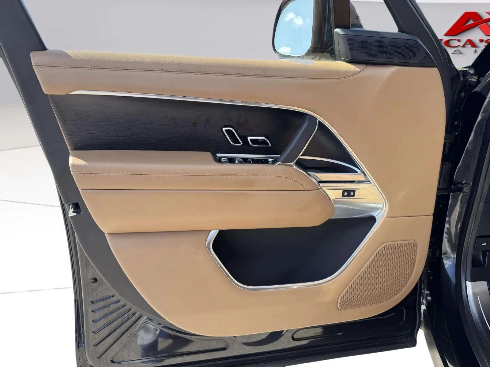 Land Rover Range Rover photo 20