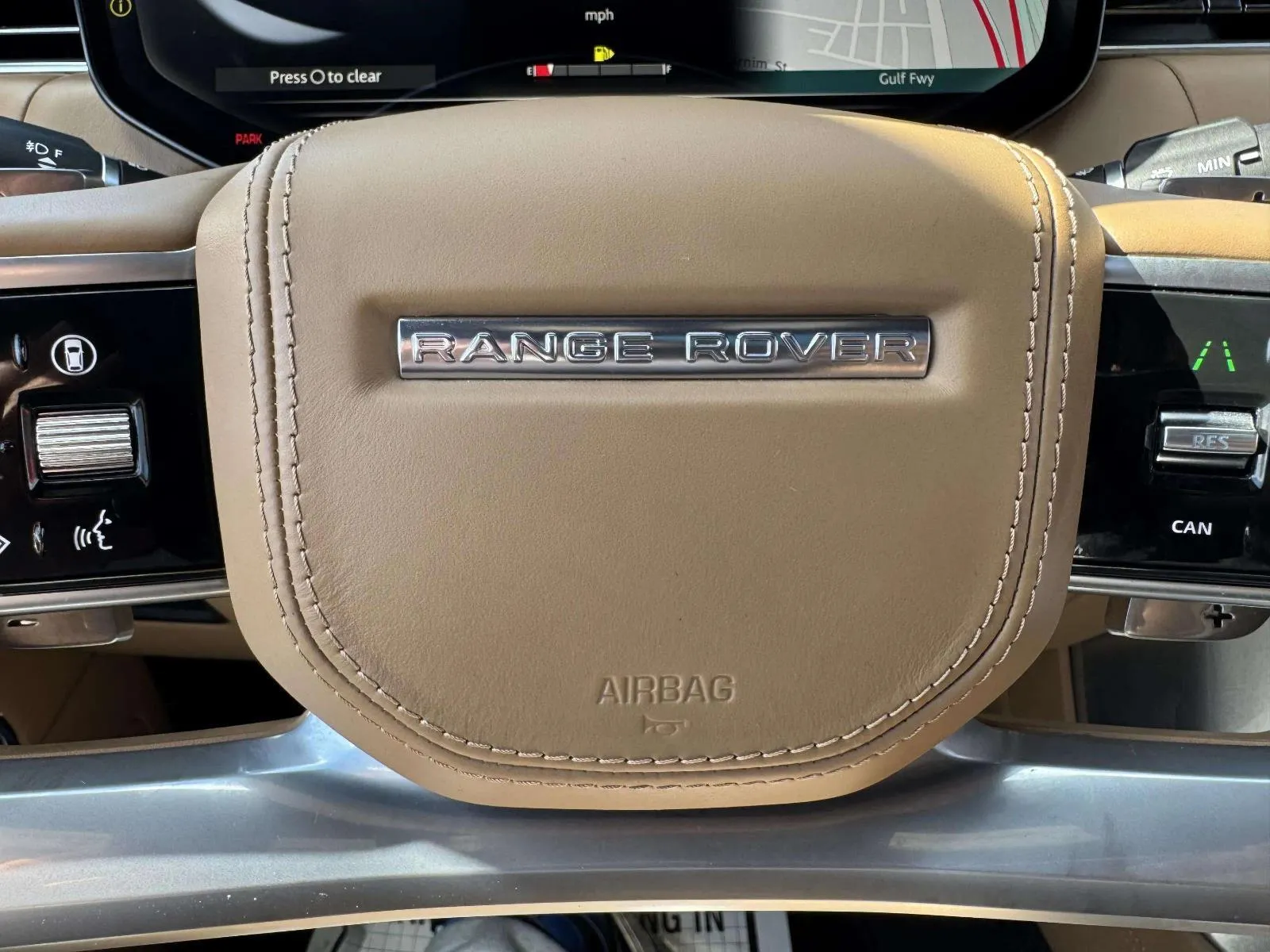 Land Rover Range Rover photo 29