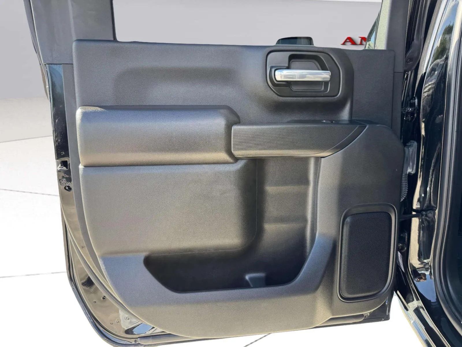 Chevrolet Silverado photo 28
