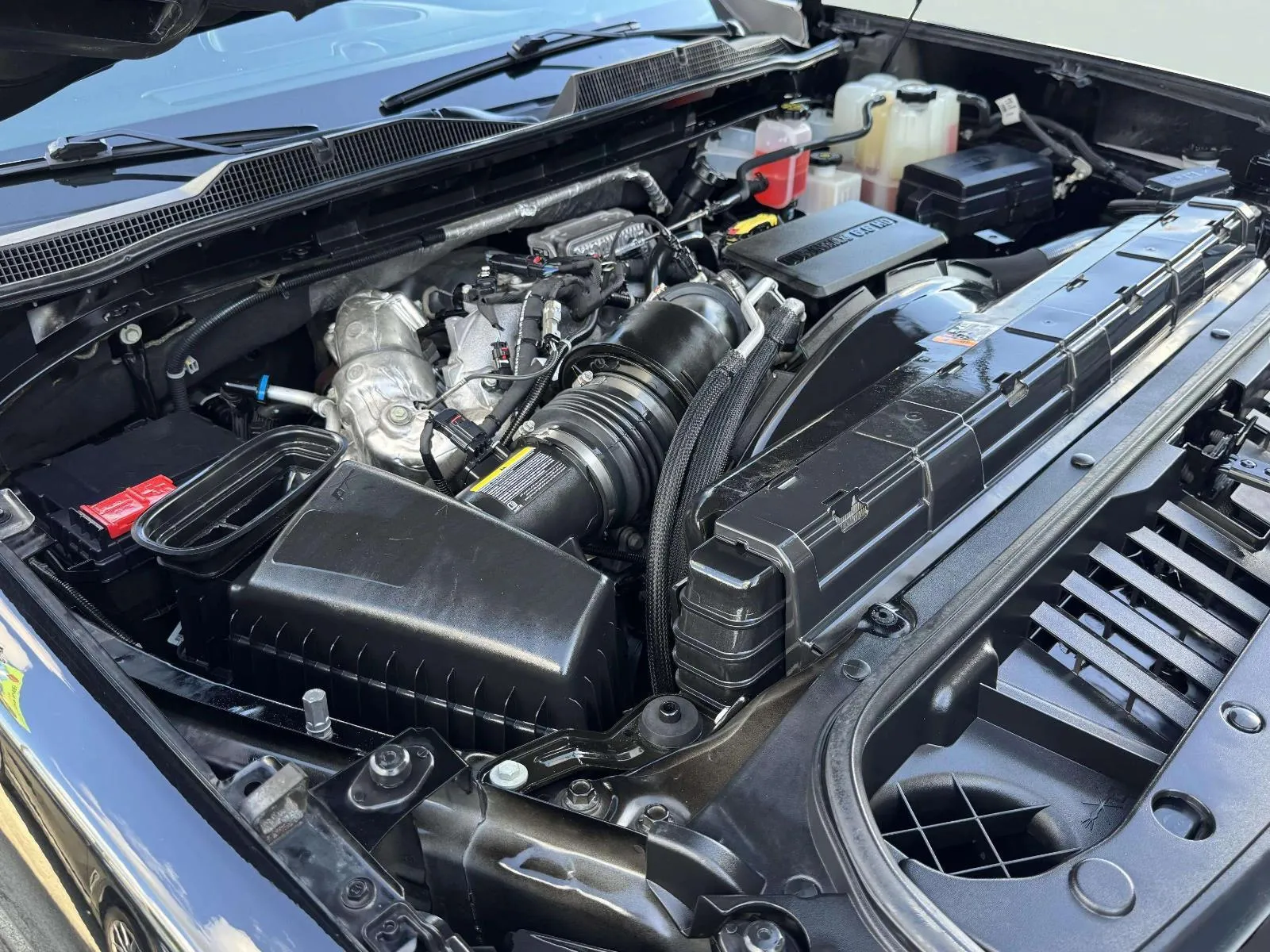 Chevrolet Silverado photo 55