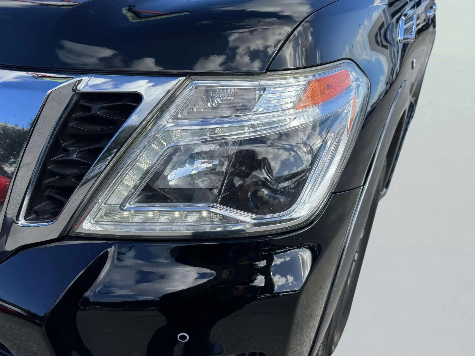 Nissan Armada photo 13