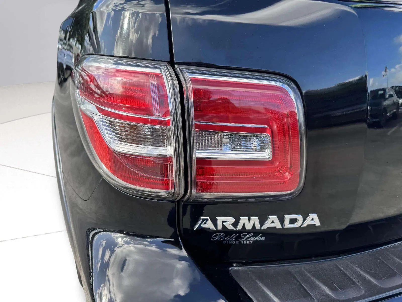 Nissan Armada photo 15