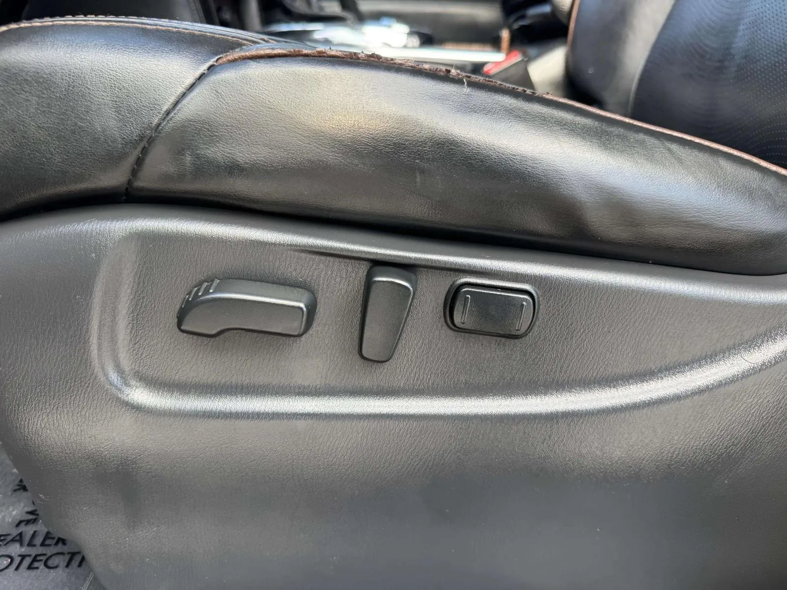 Nissan Armada photo 23
