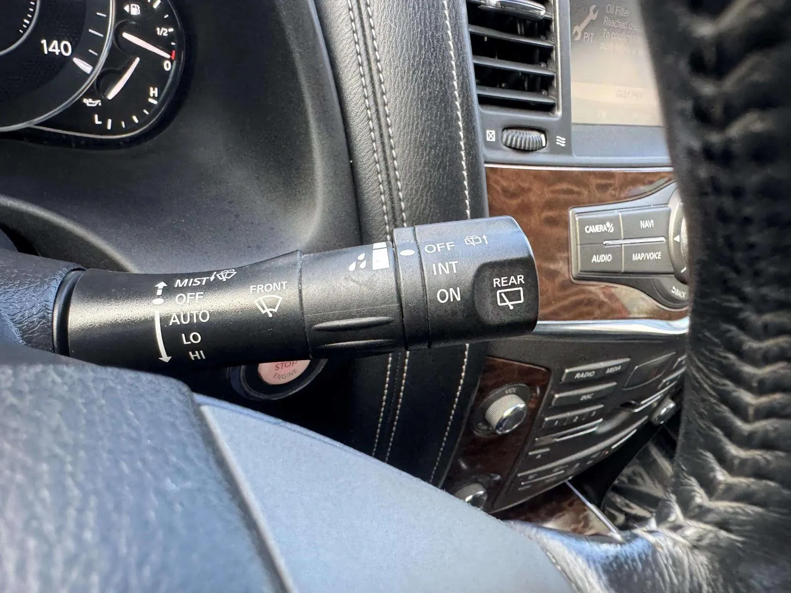 Nissan Armada photo 26