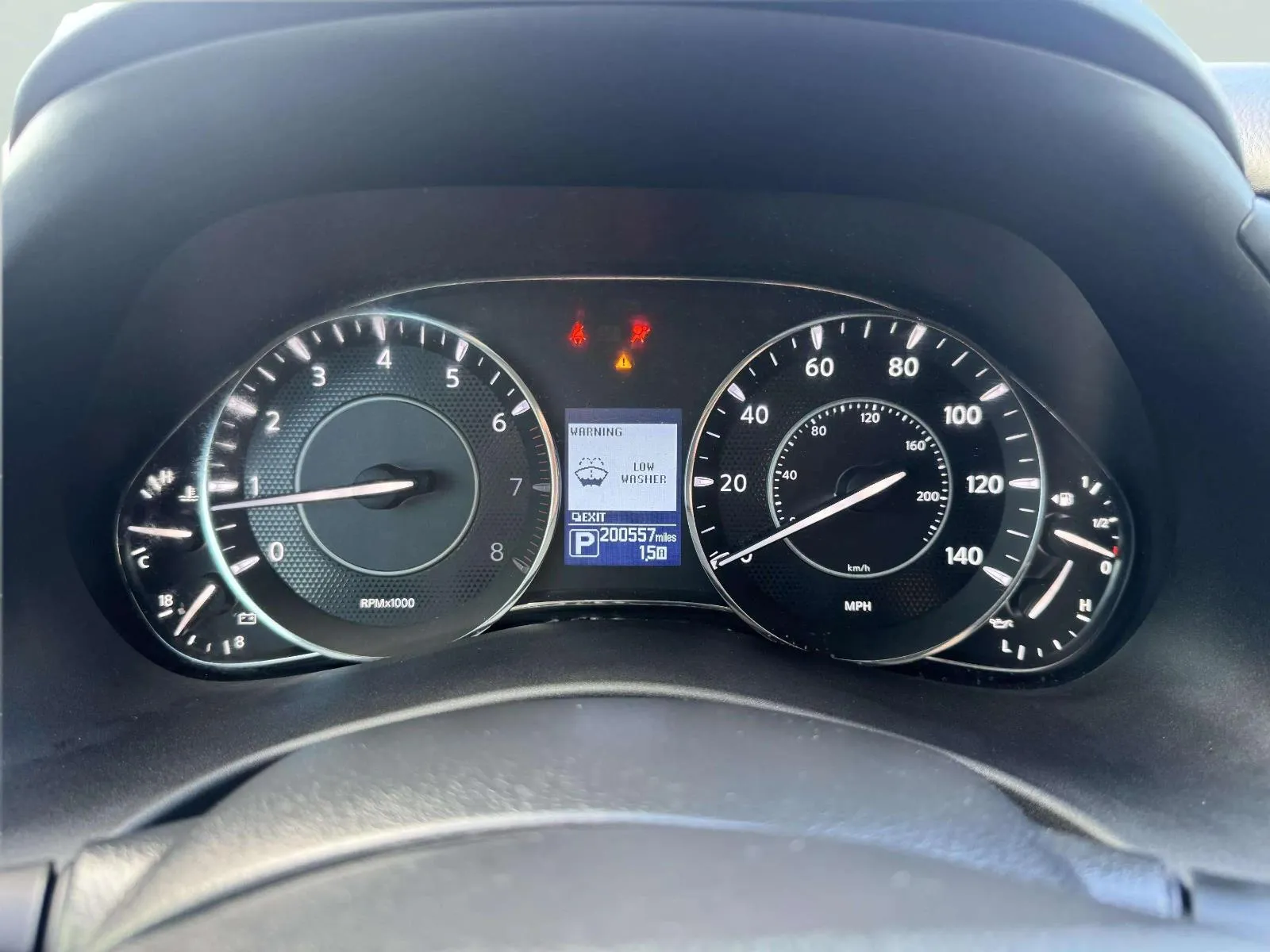 Nissan Armada photo 27