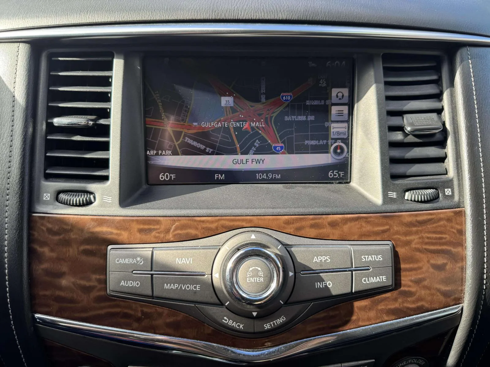 Nissan Armada photo 32