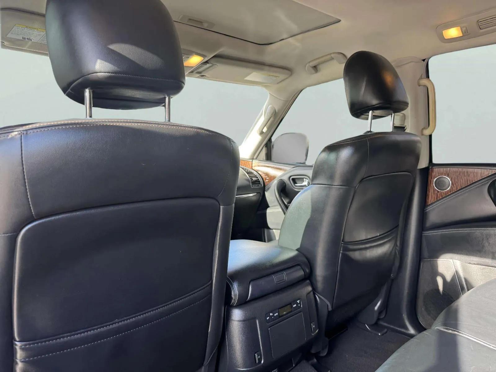 Nissan Armada photo 39