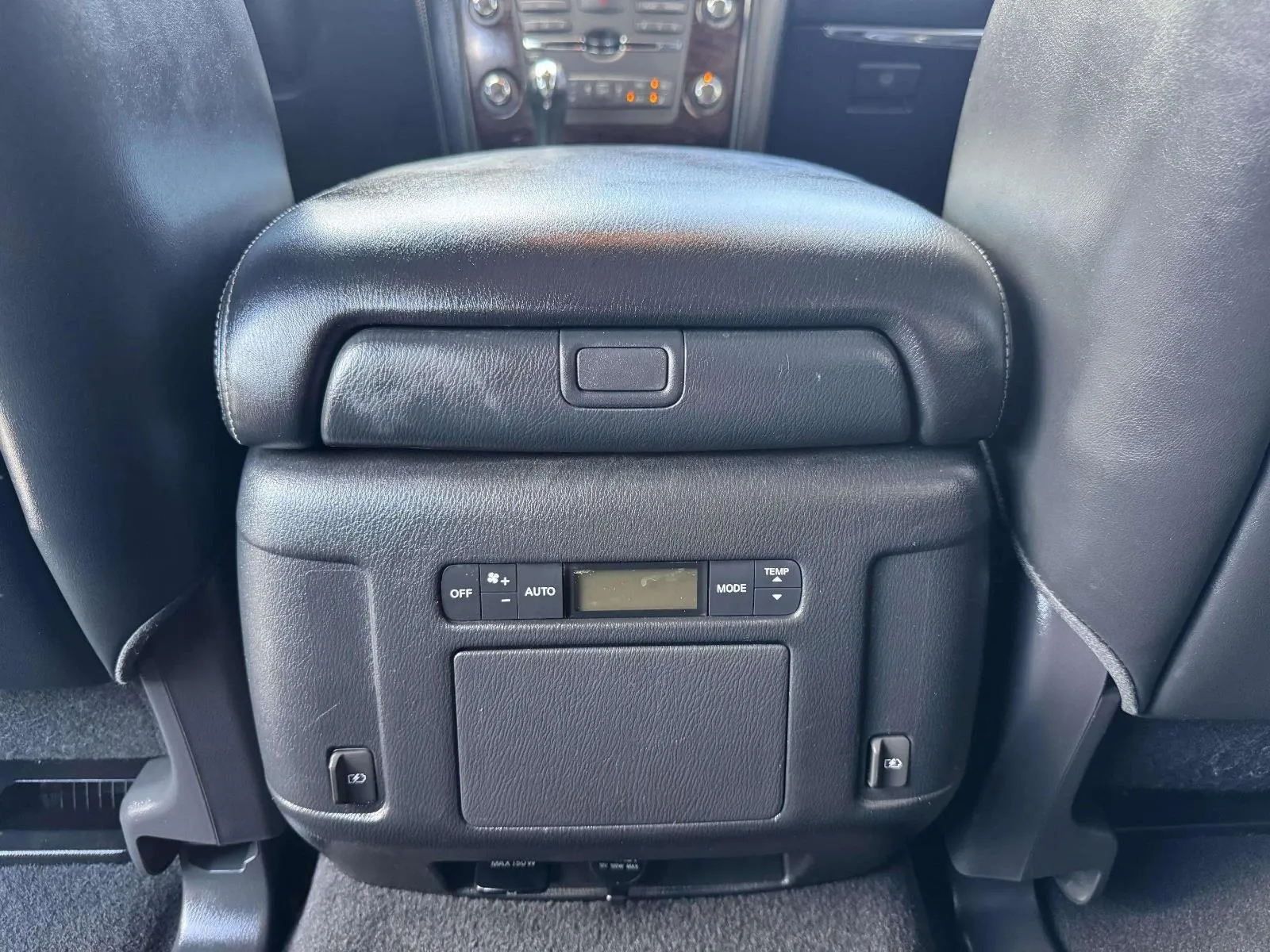 Nissan Armada photo 42