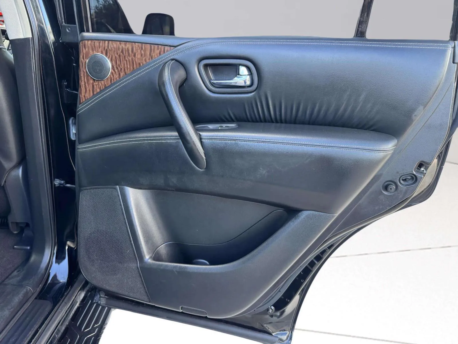 Nissan Armada photo 44