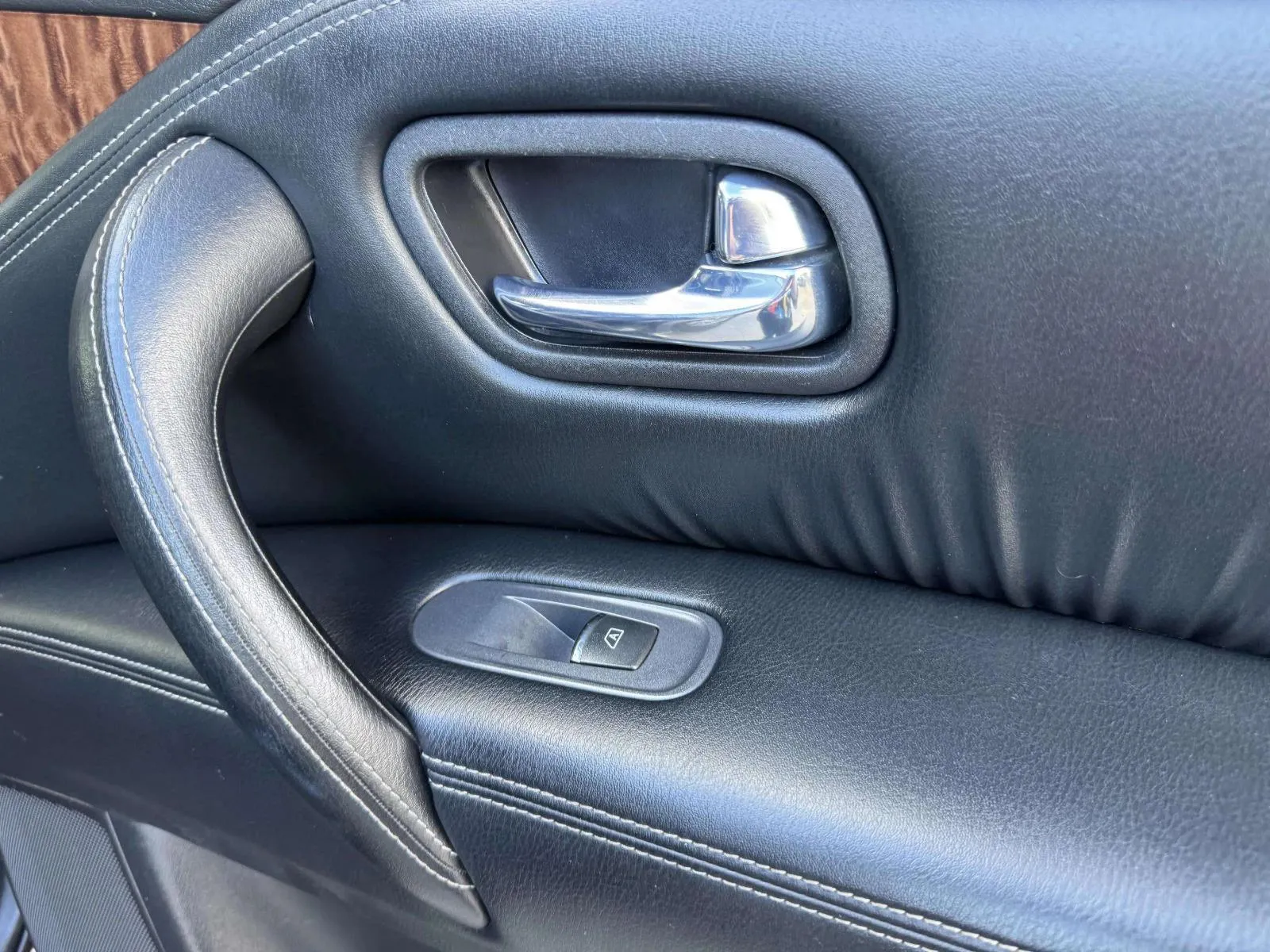 Nissan Armada photo 45