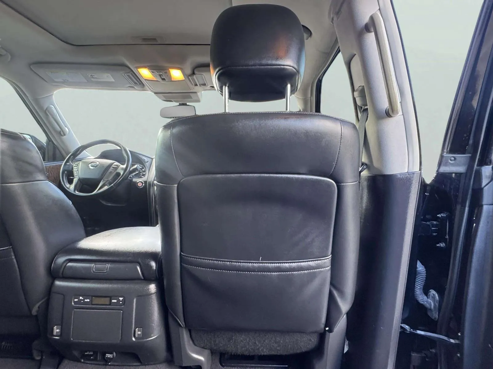Nissan Armada photo 48