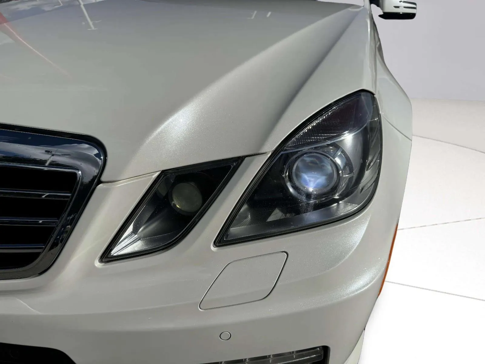 Mercedes-Benz E-Class photo 13
