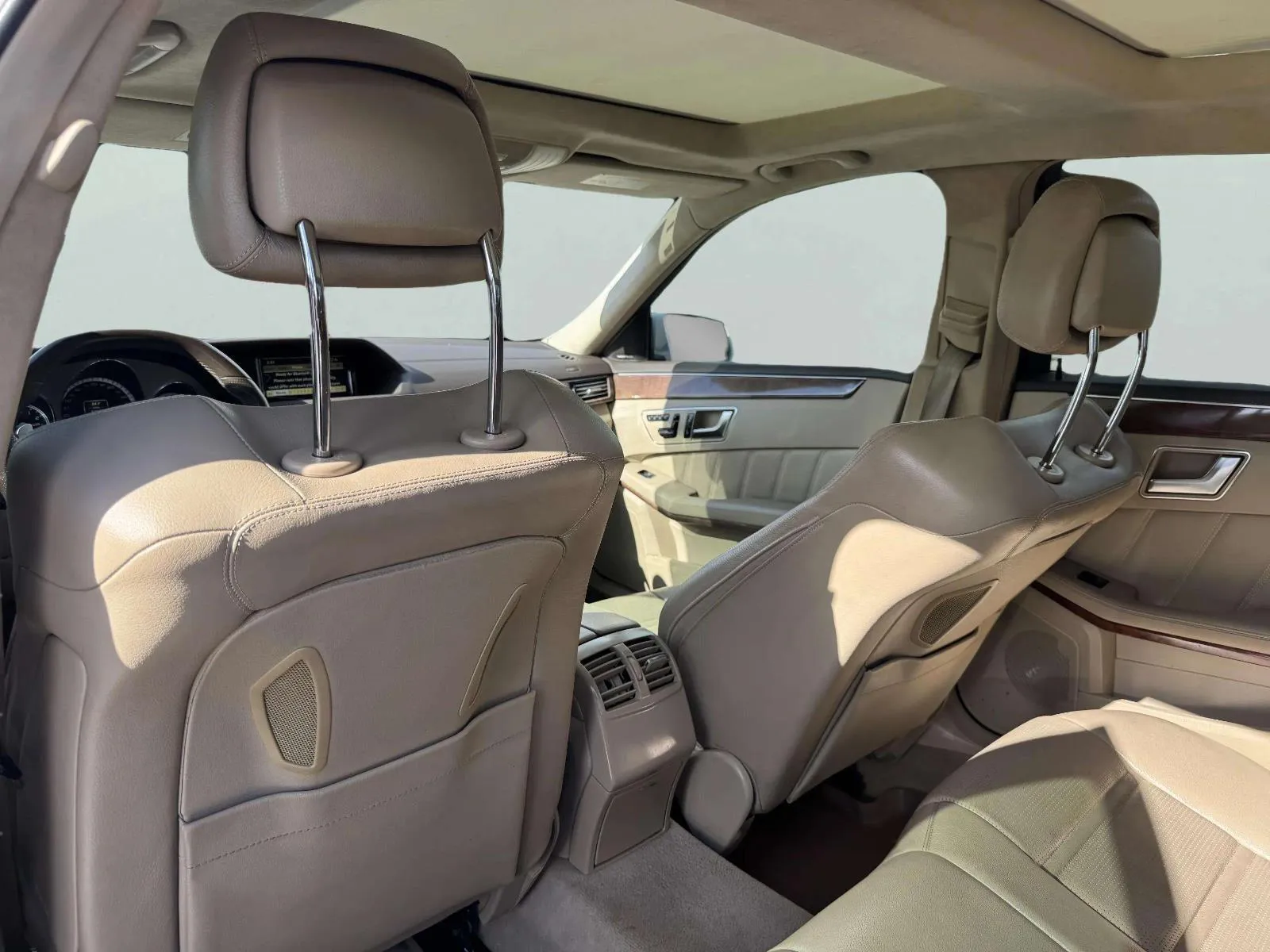 Mercedes-Benz E-Class photo 40