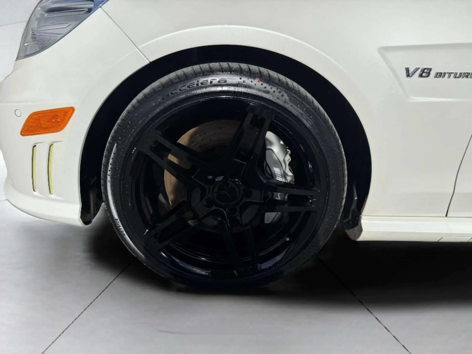 Mercedes-Benz E-Class photo 60