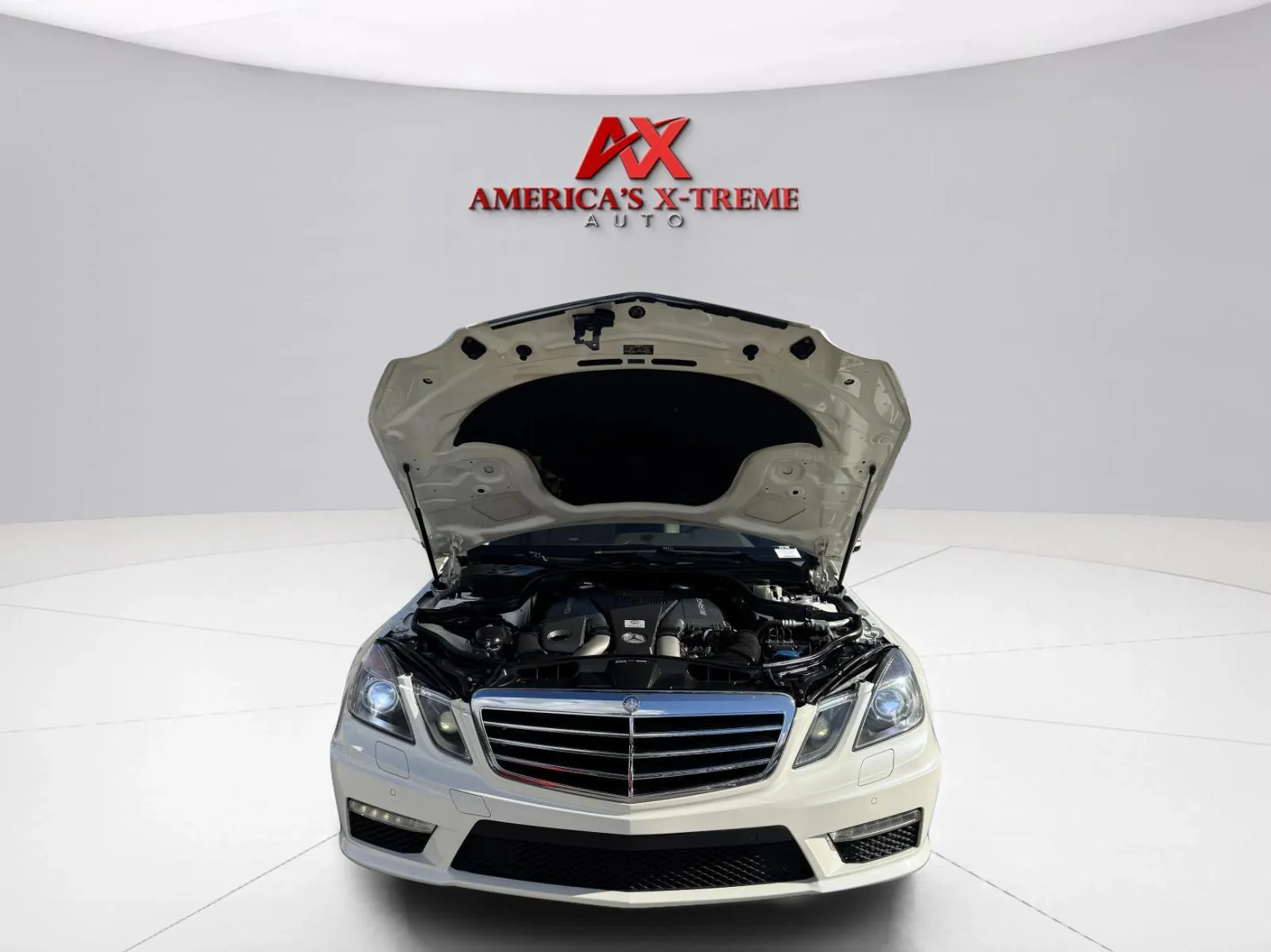 Mercedes-Benz E-Class photo 64