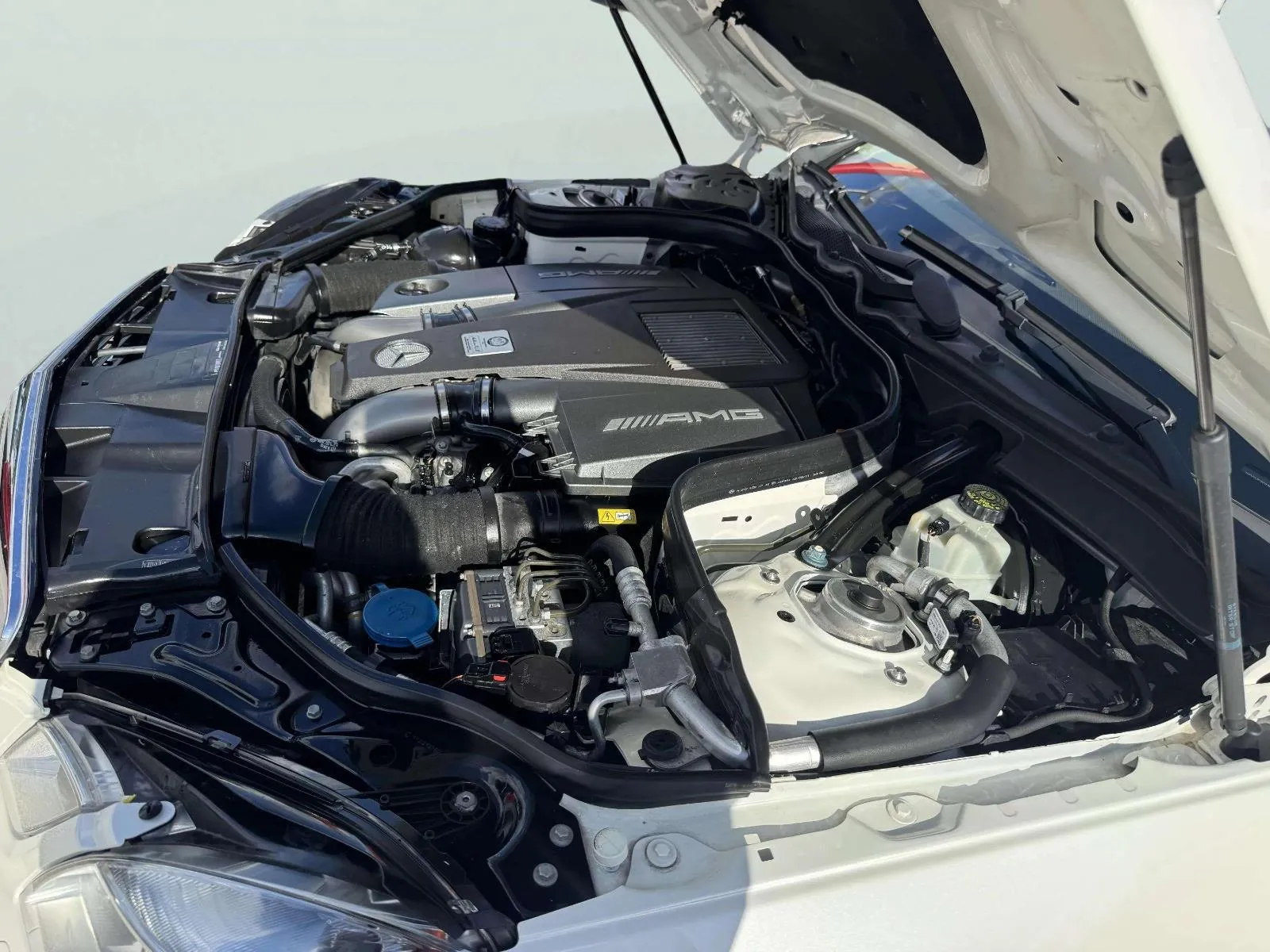 Mercedes-Benz E-Class photo 67