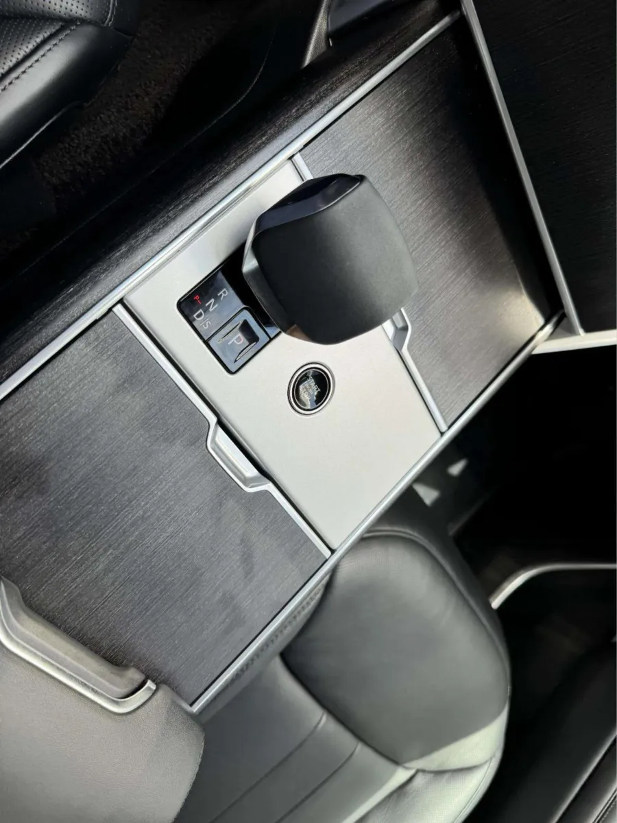 Land Rover Range Rover photo 32
