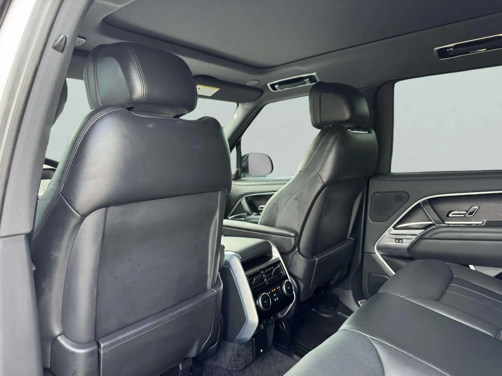 Land Rover Range Rover photo 39