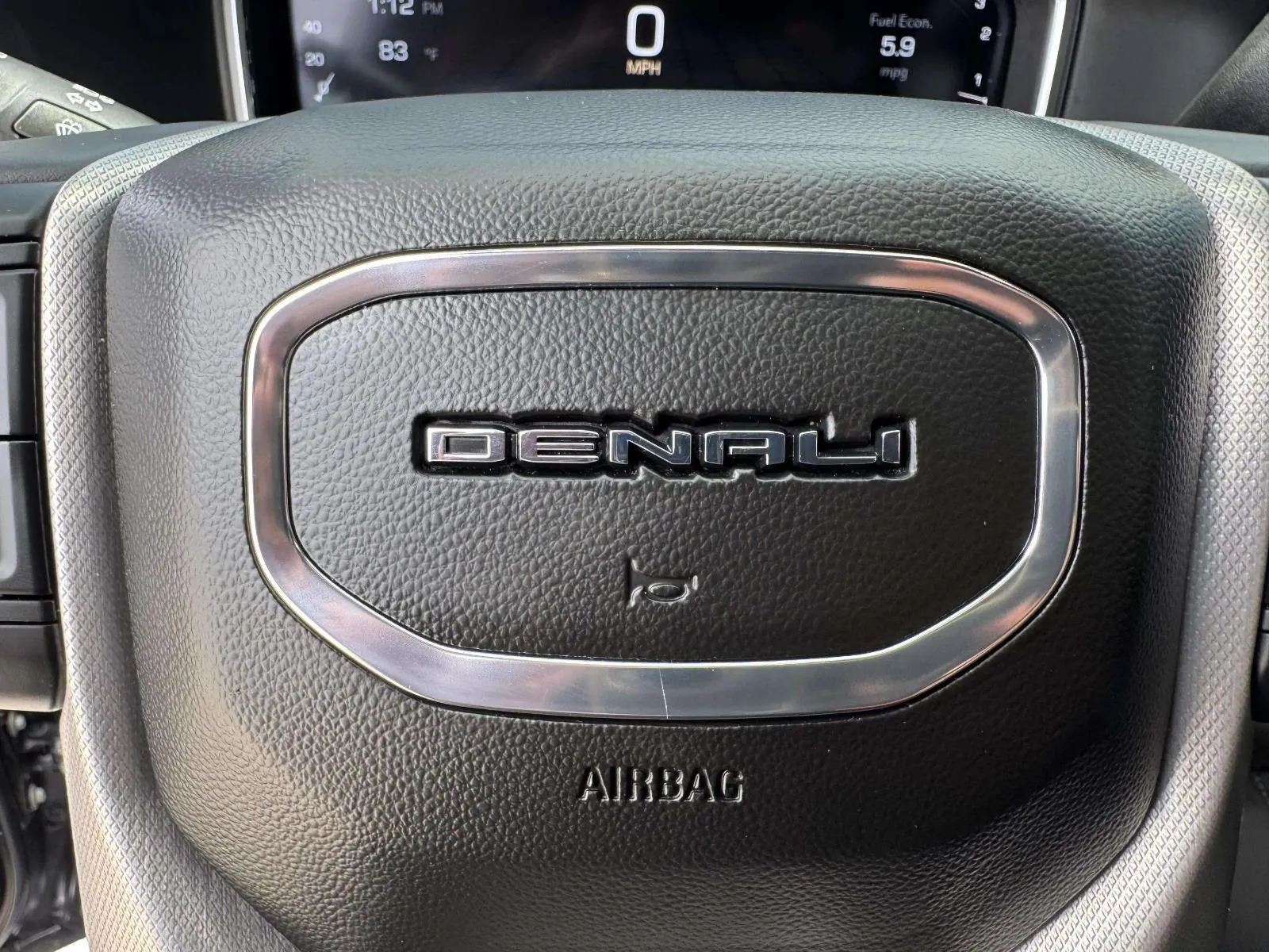 GMC Sierra photo 29
